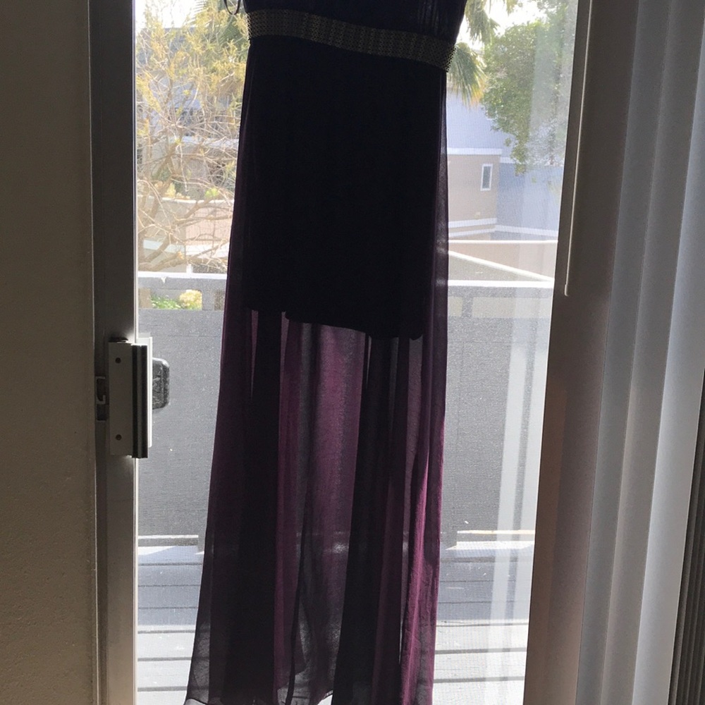Dress - Picture 6 of 8